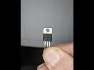 LM7905 Negative Output Voltage Regulator setup on breadboard