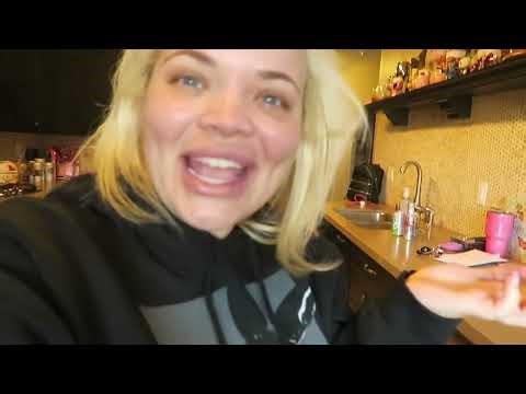 MESSY ASMR CHIPOTLE MUKBANG SHANE DAWSON + TRISHA PAYTAS EATING SHOW SLURPING NOISES [reupload]