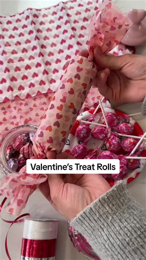 Delicious DIY Valentine Treat Rolls to Try