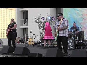 CANDYE KANE "White Trash Girl" - Big Blues Bender 2015