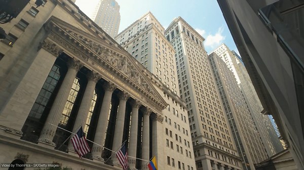AI Investment Tools May Create Market Chaos Instead of Financial Democracy
