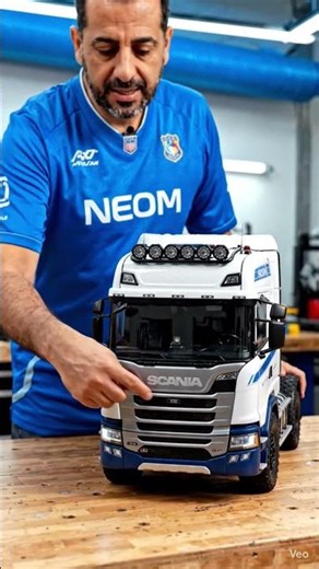 🚛 Scania RC Truck Light Activation! ⚡ Amazing LED Setup & Realistic Details