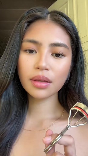 Sunnies Face Lash Seeker: The Curl You Need