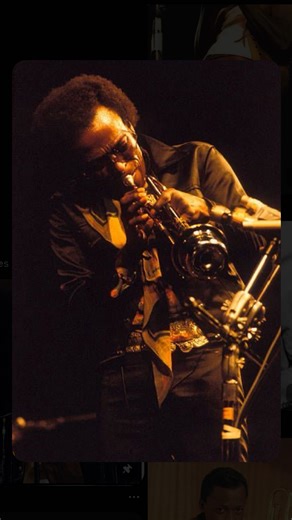 Careful, Mind The Jazz on Instagram: "The great Miles Davis peforming live at Montreux Jazzfestival, Juli 1989. Line-up: Trumpet – Miles Davis Vocals – Chaka Khan Guitar – Foley Bass – Benny Rietveld Drums – Ricky Wellman Keyboards – Adam Holzman Keyboards – Kei Akagi Percussion – Munyungo Jackson Saxophone – Rick Margitza #milesdavis #jazz #trumpet"