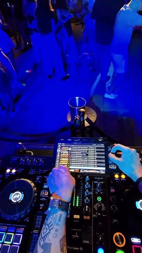 Crate hack: build a crate called “Tonight Only.” One night. One purpose. Zero clutter. Because not every track deserves a permanent home in your library. Here’s the system: Make a crate: TONIGHT ONLY Throw in your risky picks, requests, experiments Play the gig Tomorrow? Purge it without mercy That’s how you stay sharp: Your main crates stay clean Your brain stays uncluttered Your sets stay intentional DJs don’t lose because they lack music. They lose because they keep too much of it. Save this 