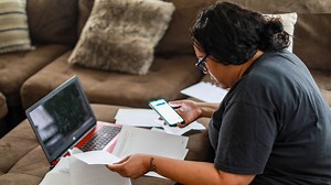 Floridians have two more weeks to file their taxes. Here's what to know