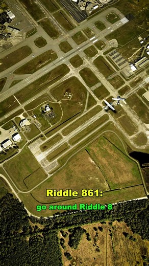 Runway Incursion & Off-Roading: Riddle 861 Incident #studentpilot #cessna172 #atc #aviation