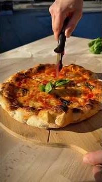 Simple tutorial for making perfect pizzas 🍕🌞
