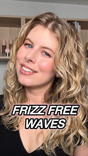 I've learned so many wavy tips online that I can finally share them all with YOU! Perfect waves are one part product and one part technique PS: I've got all the products I'm using 🔗ed in my LTK in my bio | Makeupbymelissa