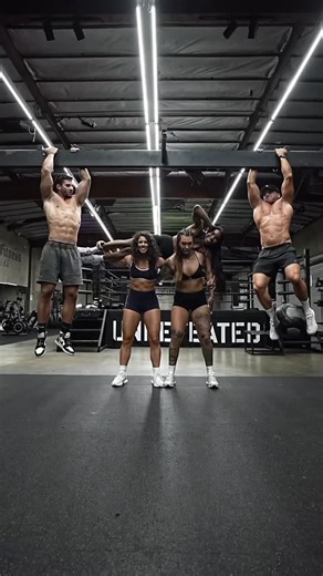 Scott Mathison on Instagram: "Squad Workout. Gym: @globalfitnessstudio 🎥 @rfmediasolutions"