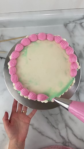 Mastering the Art of Piping Shells: Tips and Tricks