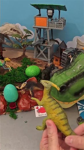 Parasaurolophus Surprise! Trumpet Crest Dino Head Fun!