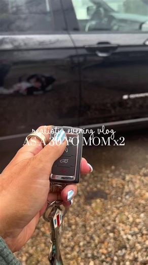 Realistic Evening Routine for a 30-Year-Old Mom