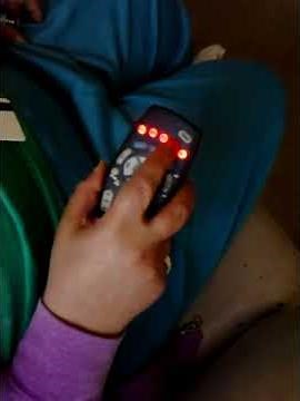 How to use a time warner remote tv power cbl power both on and off