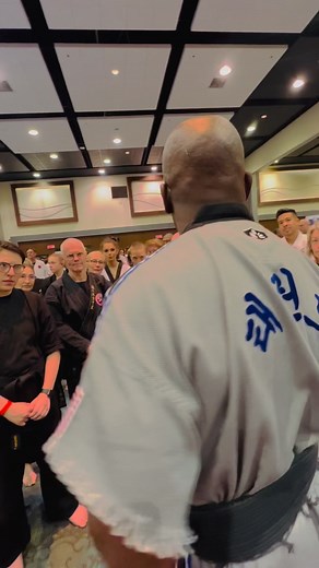 Martial yourself. #fyp #reels #martialarts #karate #taekwondo | Billy Blanks