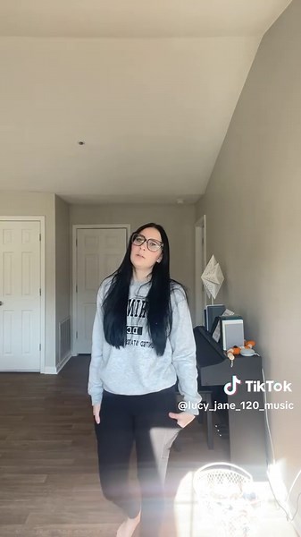 Billie Eilish Cover: When The Party's Over Performance