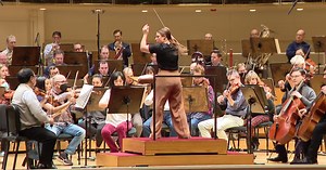 Conductor making debut for Chicago Symphony Orchestra is dedicated to helping Ukraine