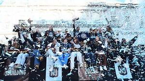 NJ soccer fans celebrate at Gotham FC's NWSL championship parade