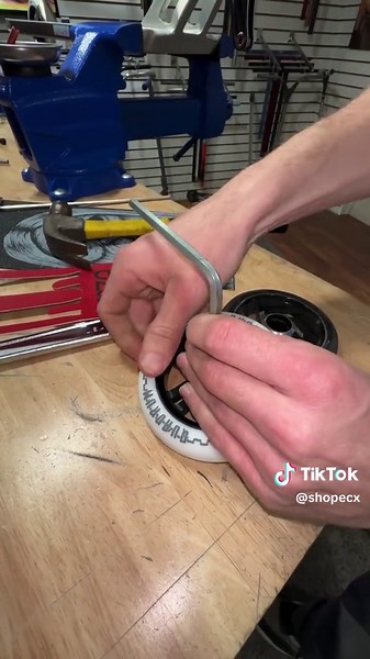 How do you stop your scooter from sounding loose? Here is one of the common culprits that leads to an un-dialed scooter and how to fit it to dial your trick scooter! #scootering #howto #dialed #shopECX #customscooter #ECXscootershop #scootershop #ShopRiderOwned