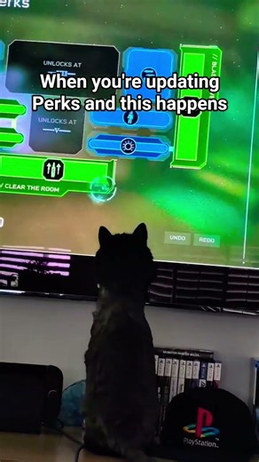 Aliens Fireteam Elite - Perks vs Cats