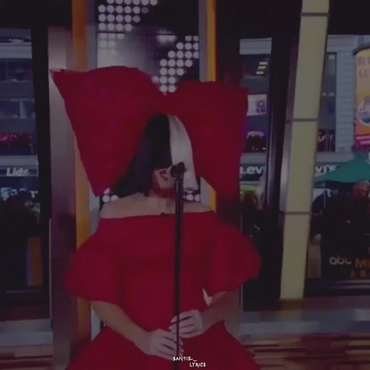 Sia - Chandelier: Letras en Español y Traducción