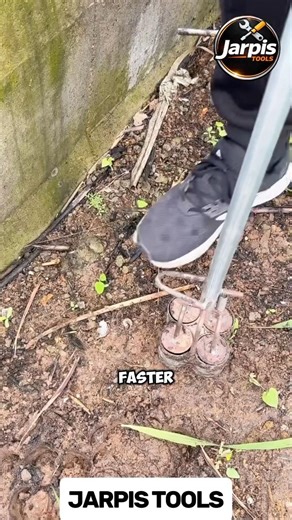Easy Soil Block Maker for Seed Starting #gardeninghacks #diytools