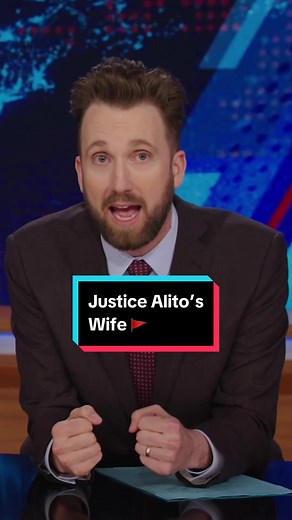 Not even Betsy Ross loved flags as much as Justice Alito’s wife does. #DailyShow #JordanKlepper #SamuelAlito #Flags