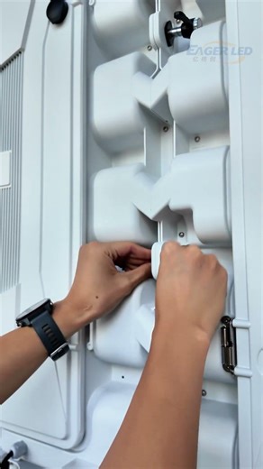 LED poster screens that can be used individually or interlinked#ledscreen #ledvideowall #eagerled