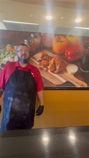 13 reactions · 6 comments | Boneless or bone in? Favorite flavor? Why are Geno's wings that good? We put our Copper Basin manager in the hot seat and the answers did not disappoint. 79¢ wings every Tuesday... come taste what the staff is talking about! | Geno's Giant Slice | Facebook