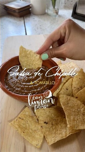 Chipotle pepper and tomatillo salsa | authentic salsa for tortilla chips