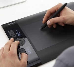 Wacom Intuos4 Tablets Launch: Video Unboxing & Demo - SlashGear