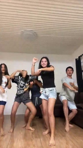 #trend #dancechallenge #dancetrends #tiktoktrend #2025