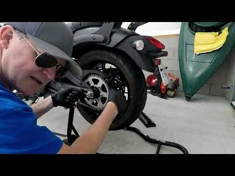 2023 Kawasaki Vulcan S Chain Adjustment