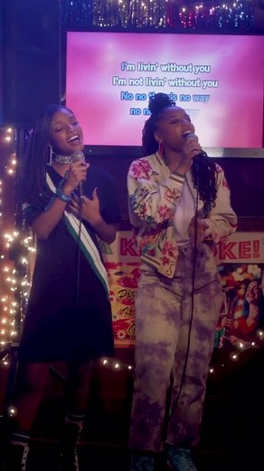 Chloe and Halle Singing in Grownish: Hyperfixated POV