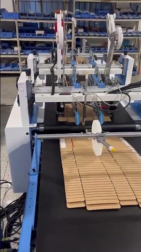 Stick double side tape and tearing tape on corrugated cardboard box #machine #box #factory #paper