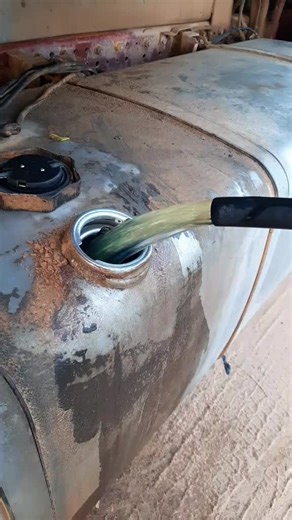 How to Clean and Maintain Metal Fuel Tanks