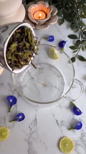 The most underrated tea ever. ✅ Rich In Antioxidants ✅ Reduces Inflammation ✅ Supports Cognitive Function ✅ Manages Stress & Anxiety ✅ Promotes Digestive Health ✅ Supports Hair & Skin Health ✅ Protects Collagen Anti Ageing ✅ 100% Organic SOLD OUT 15 X 🇦🇺 Proudly Australian Owned Business Blended and Packed in Sydney Order now > https://orateaco.com.au/collections/premium-range-organic-teas/products/organic-blue-butterfly-pea-tea-caffeine-free | ORA TEA CO.