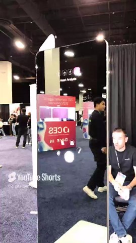 Smart Mirror Tracks Your Health Instantly