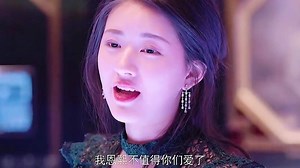 这么漂亮的女孩子，可惜了，这么不矜持！