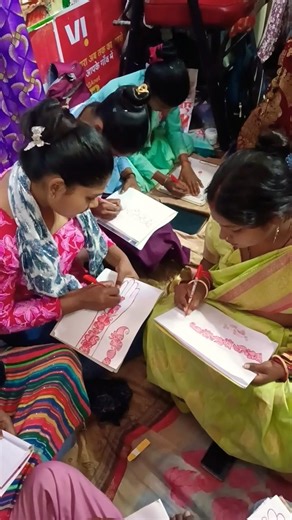 Files Create karti Hui parlour student #shorts #viral