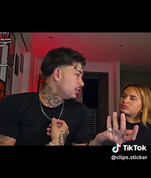 clips.sticker no TikTok