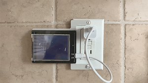 PyPortal Outlet Wall Mount – @adskfusion360 Tutorial