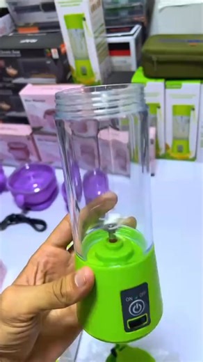 Fresh Juice Anywhere 🍹 This mini USB electric blender is portable, powerful, and perfect for daily use 🔋 USB Powered 🍓 Fast Blending 🧼 Easy to Clean 🎒 Mini & Portable 🧃 Fresh Juice Anytime | Elegant Savvy