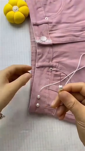 trendy_look_4_girls on Instagram: "Beautiful . By unknown Artist . DM for credit or removal . Follow for more"