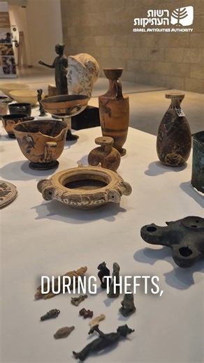 Watch: What artifacts were looted from archaeological sites, and which ones were forged? Today, the Israel Antiquities Authority is taking representatives of police forces from around the world behind the scenes of Israel’s fight against antiquities looting >> From the FBI to INTERPOL — a special international meeting is being held today at the National Campus for the Archaeology of Israel in Jerusalem, with the participation of representatives from police agencies in 15 countries. The conferenc