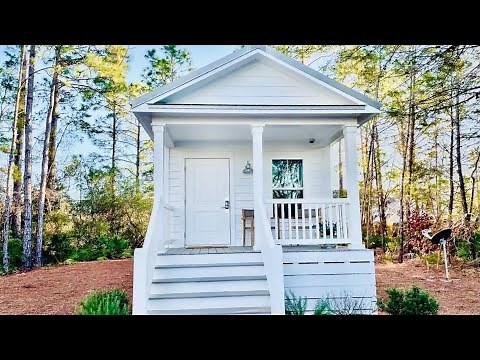 Price Reduced Amazing Adorable Cottage Tiny House in Florida