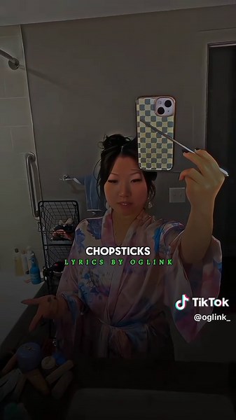 Chun-Li: Nicki Minaj's Powerful Lyrics and Rhymes