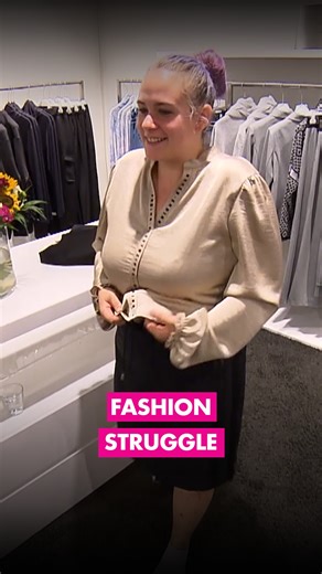 Für Kandidatin Lara gilt: Manchmal braucht es eben mehrere Versuche, bis das perfekte Outfit gefunden ist! #shoppingqueenvox #shoppingqueen | Shopping Queen