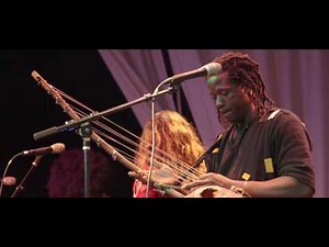 Salif Keita Live in Seattle "Yambo-Yambo"