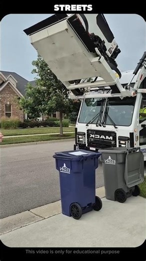 Smart Garbage Truck in USA 🤯